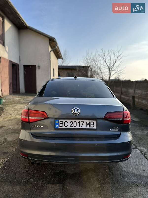 Седан Volkswagen Jetta 2015 в Винниках