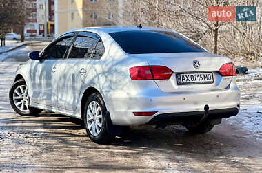 Седан Volkswagen Jetta 2011 в Харкові