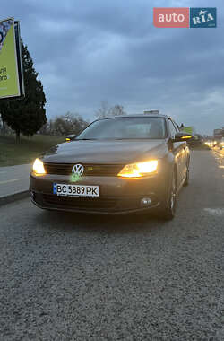 Седан Volkswagen Jetta 2012 в Ивано-Франковске