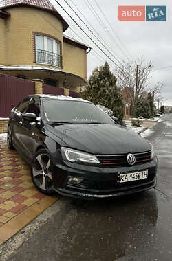 Седан Volkswagen Jetta 2015 в Краматорську