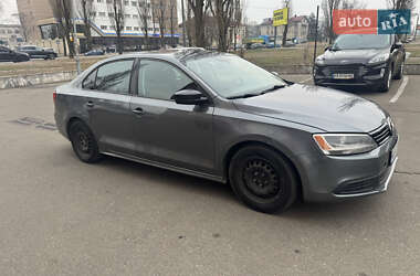 Седан Volkswagen Jetta 2014 в Киеве