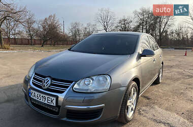 Седан Volkswagen Jetta 2006 в Киеве