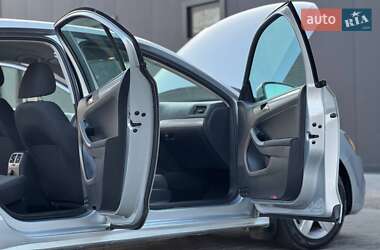 Седан Volkswagen Jetta 2011 в 