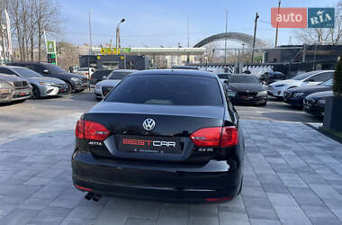 Седан Volkswagen Jetta 2013 в Виннице