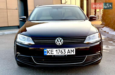 Седан Volkswagen Jetta 2013 в Дніпрі