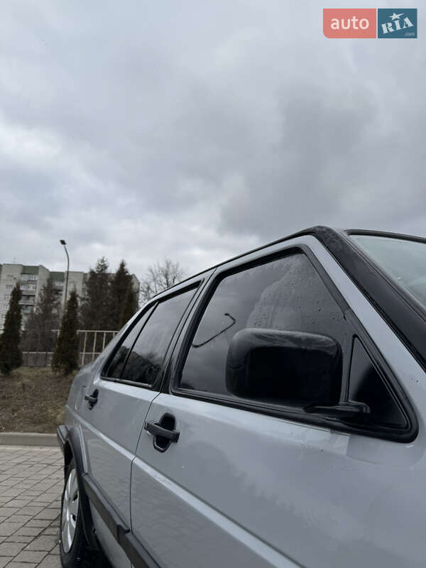 Седан Volkswagen Jetta 1988 в Дрогобыче