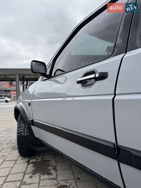 Седан Volkswagen Jetta 1988 в Дрогобыче