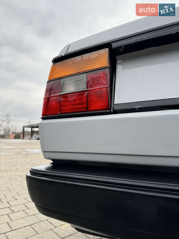 Седан Volkswagen Jetta 1988 в Дрогобыче