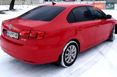 Седан Volkswagen Jetta 2012 в Кременчуці