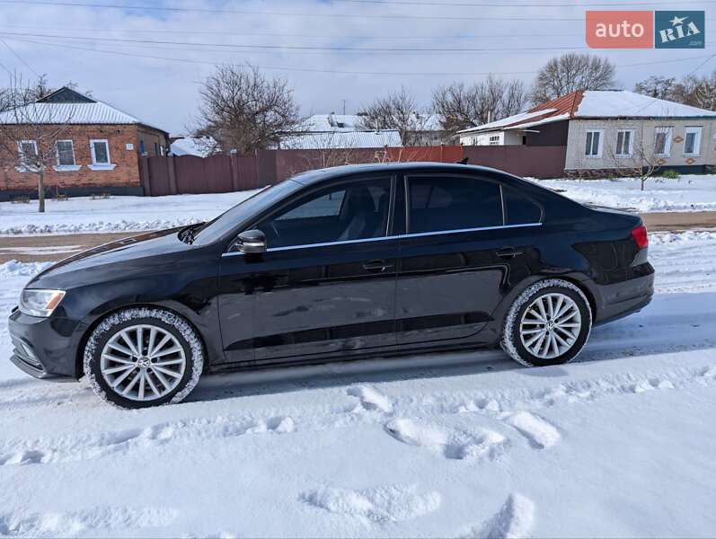 Седан Volkswagen Jetta 2015 в Путивле