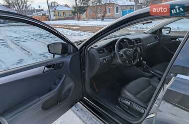 Седан Volkswagen Jetta 2015 в Путивле