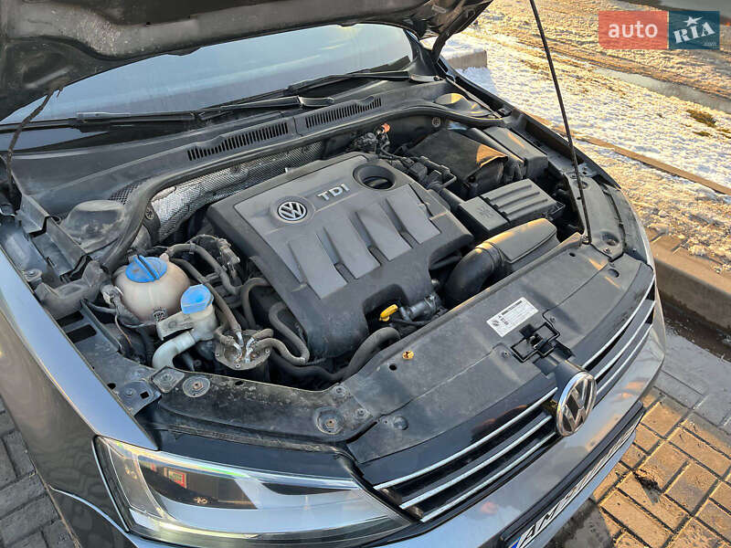Седан Volkswagen Jetta 2016 в Житомирі фото 9 Седан Volkswagen Jetta 2016 в Житомирі
