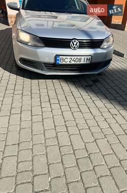 Седан Volkswagen Jetta 2014 в 