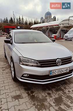 Седан Volkswagen Jetta 2015 в Тернополе