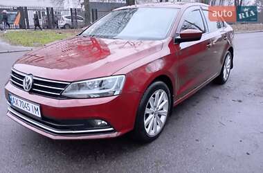 Седан Volkswagen Jetta 2016 в Києві