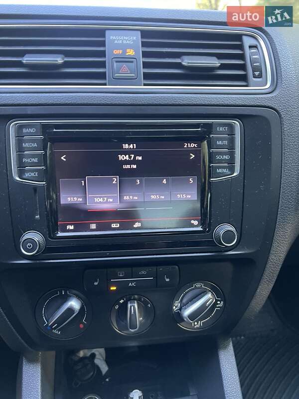 Седан Volkswagen Jetta 2016 в Пустомытах фото 14 Седан Volkswagen Jetta 2016 в Пустомытах