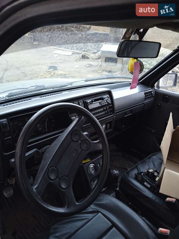 Седан Volkswagen Jetta 1986 в Долине