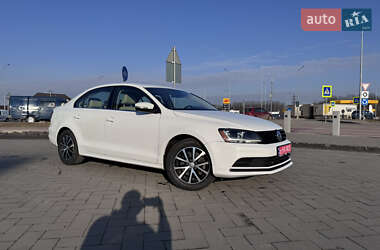 Седан Volkswagen Jetta 2018 в Луцке