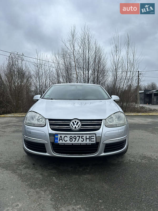 Седан Volkswagen Jetta 2008 в Ратным
