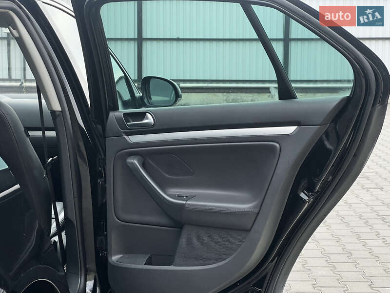 Седан Volkswagen Jetta 2008 в Рожище