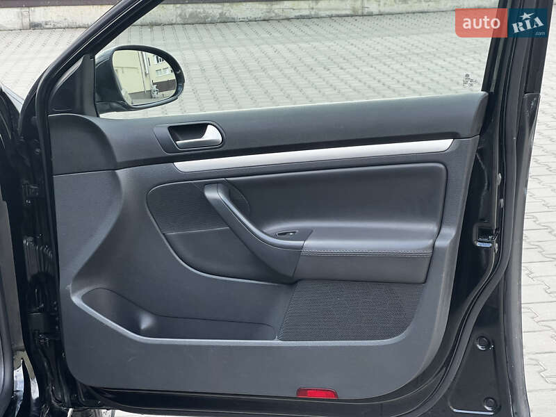 Седан Volkswagen Jetta 2008 в Рожище