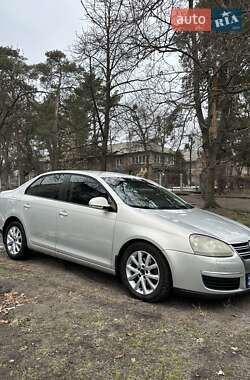 Седан Volkswagen Jetta 2010 в Киеве