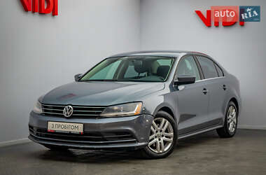 Седан Volkswagen Jetta 2016 в Киеве