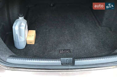 Седан Volkswagen Jetta 2014 в Львове