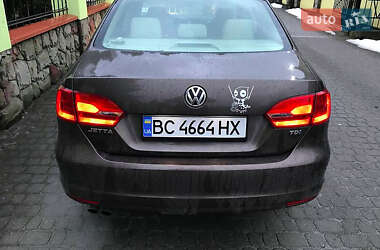 Седан Volkswagen Jetta 2014 в Львове