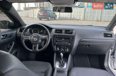 Седан Volkswagen Jetta 2011 в Одесі