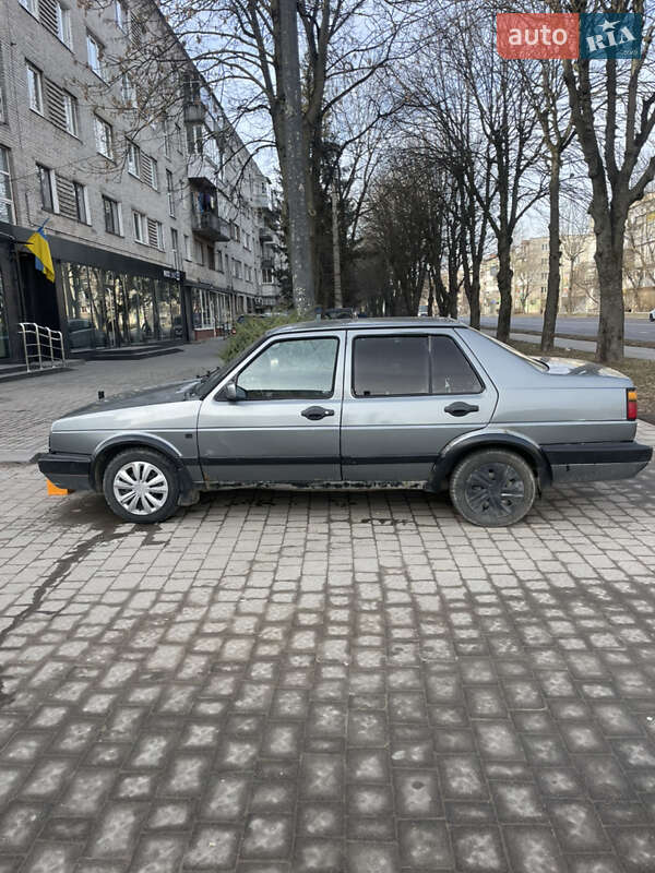 Седан Volkswagen Jetta 1988 в Львове