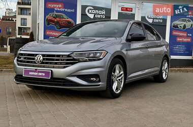 Седан Volkswagen Jetta 2019 в Львове