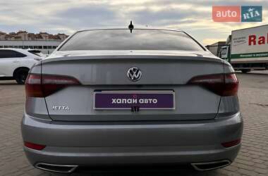 Седан Volkswagen Jetta 2019 в Львове