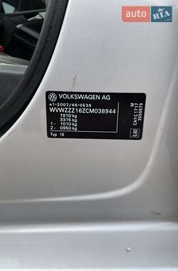 Седан Volkswagen Jetta 2011 в 