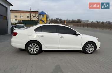 Седан Volkswagen Jetta 2012 в Хмельницькому