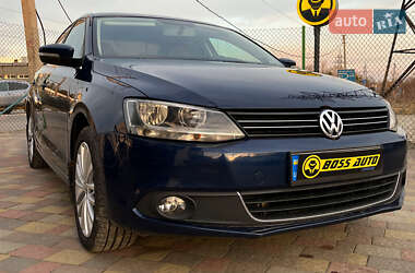 Седан Volkswagen Jetta 2011 в Стрые