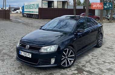 Седан Volkswagen Jetta 2012 в 