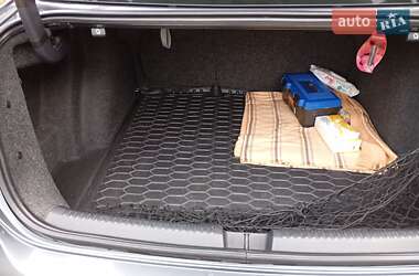 Седан Volkswagen Jetta 2013 в 