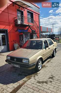 Седан Volkswagen Jetta 1985 в Калуші