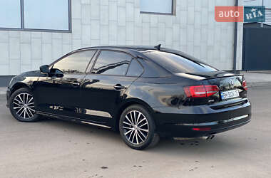 Седан Volkswagen Jetta 2015 в Кривому Розі