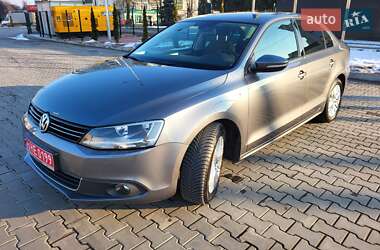 volkswagen jetta 2013 в Луцк от профессионального продавца Сергій Михайлович Поліщук