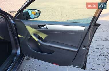 Седан Volkswagen Jetta 2013 в Луцке