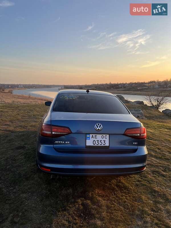 Седан Volkswagen Jetta 2016 в Кривому Розі