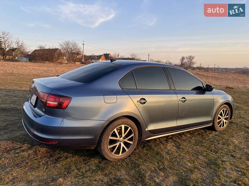 Седан Volkswagen Jetta 2016 в Кривому Розі