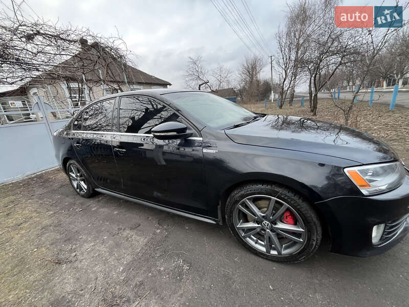 Седан Volkswagen Jetta 2014 в Першотравенске