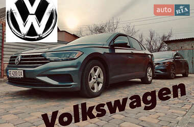 Седан Volkswagen Jetta 2018 в 