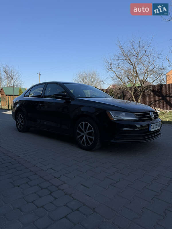 Седан Volkswagen Jetta 2017 в Хмельницком