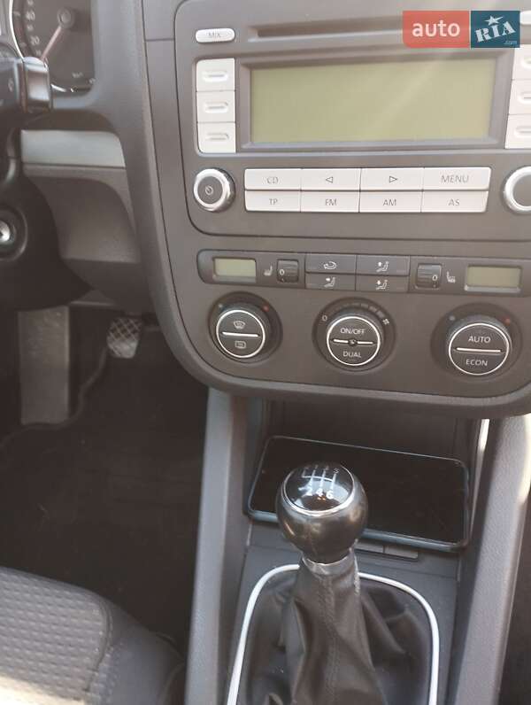Седан Volkswagen Jetta 2007 в Житомире