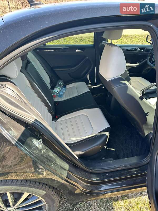 Седан Volkswagen Jetta 2015 в Сквире фото 14 Седан Volkswagen Jetta 2015 в Сквире