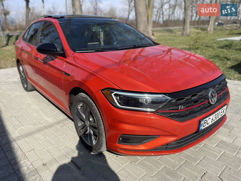 Седан Volkswagen Jetta 2018 в Львове